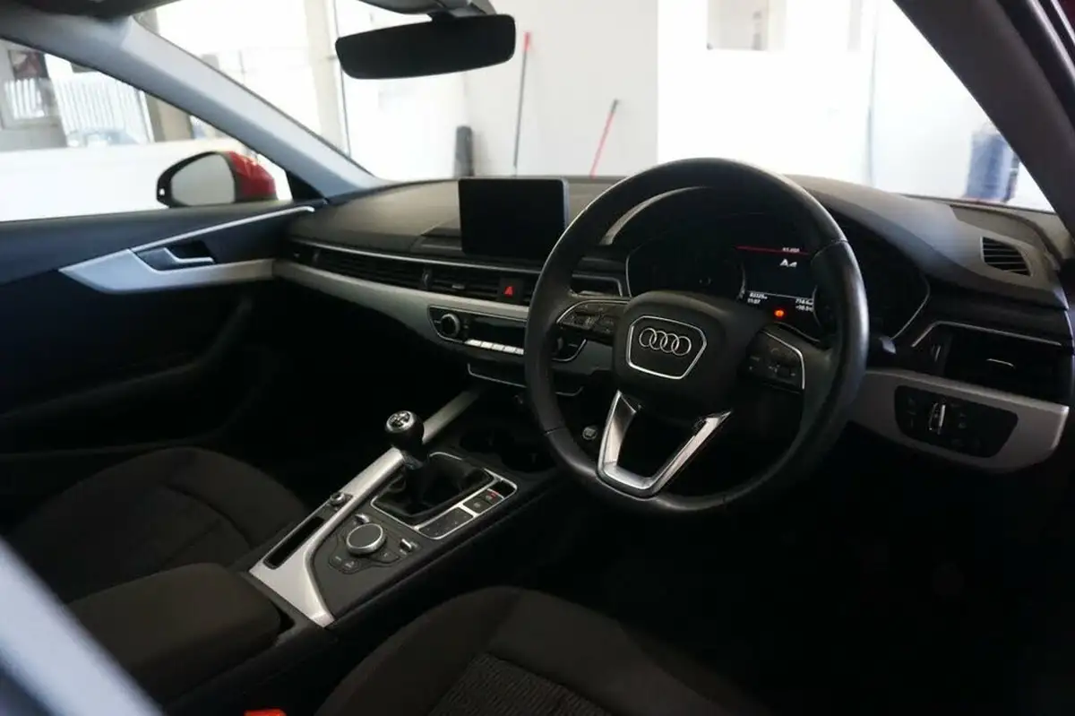 2019-audi-a4-20-35-tfsi-se-big-16