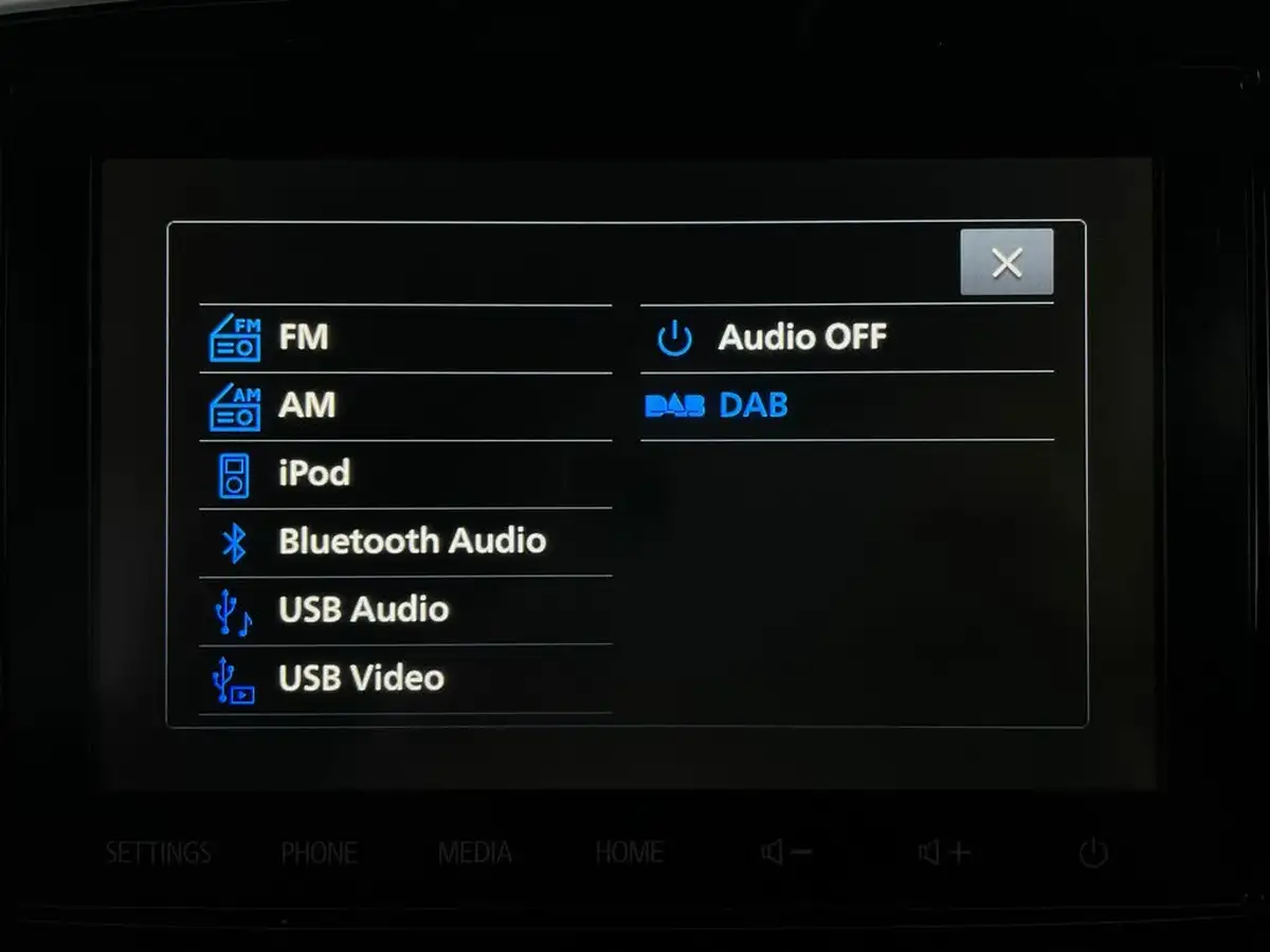 2021-mitsubishi-outlander-24-dynamic-phev-big-18