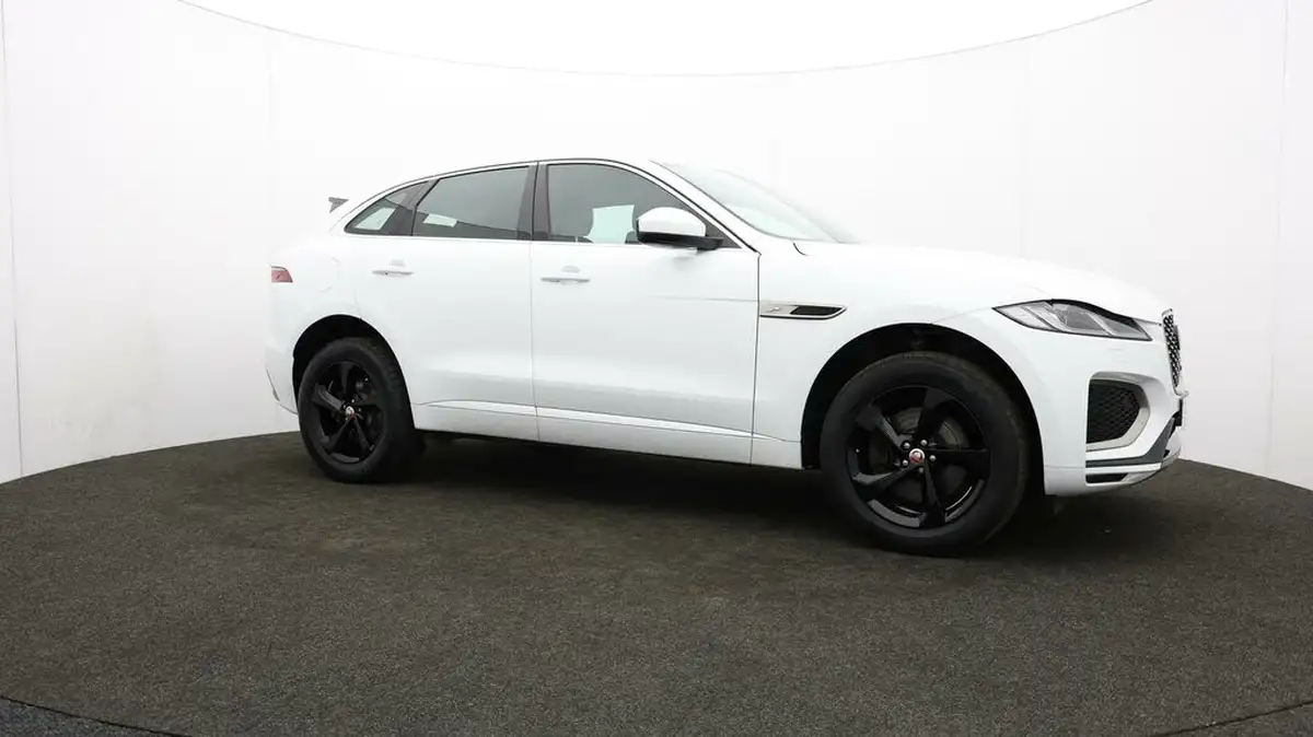 2022-jaguar-f-pace-20-d200-r-dynamic-s-big-37
