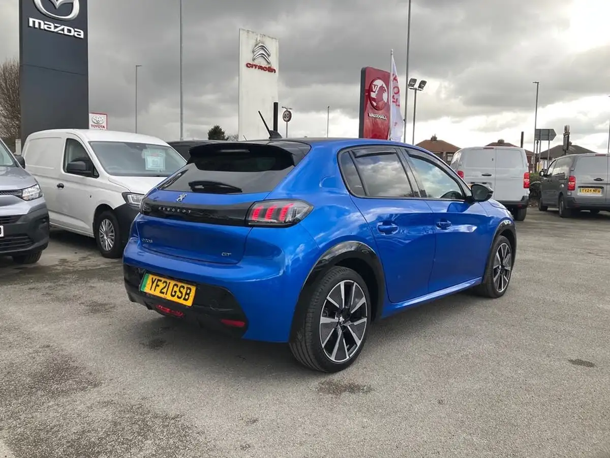 2021-peugeot-208-e-gt-premium-big-24