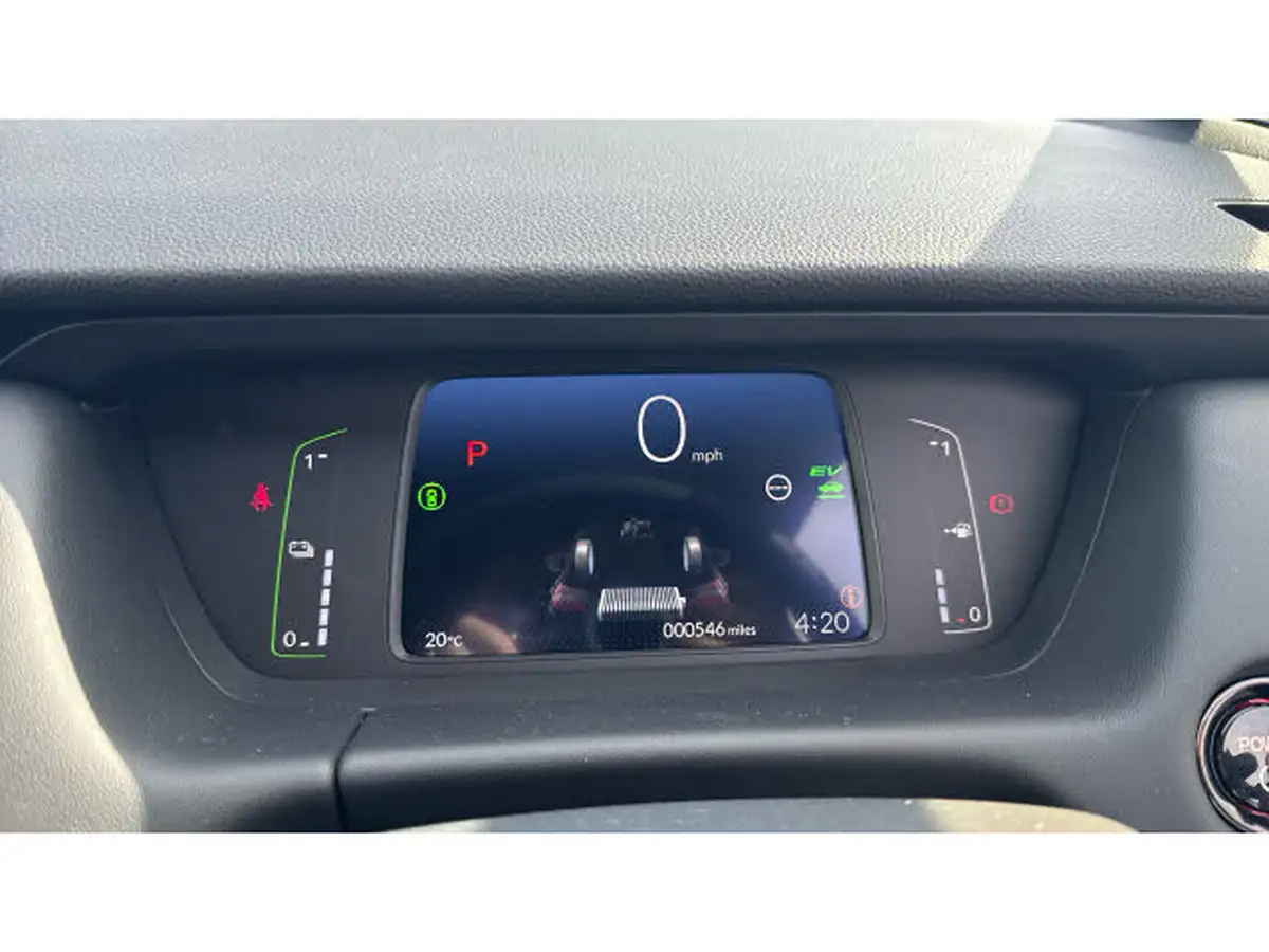 2025-honda-jazz-15-i-mmd-advance-big-10