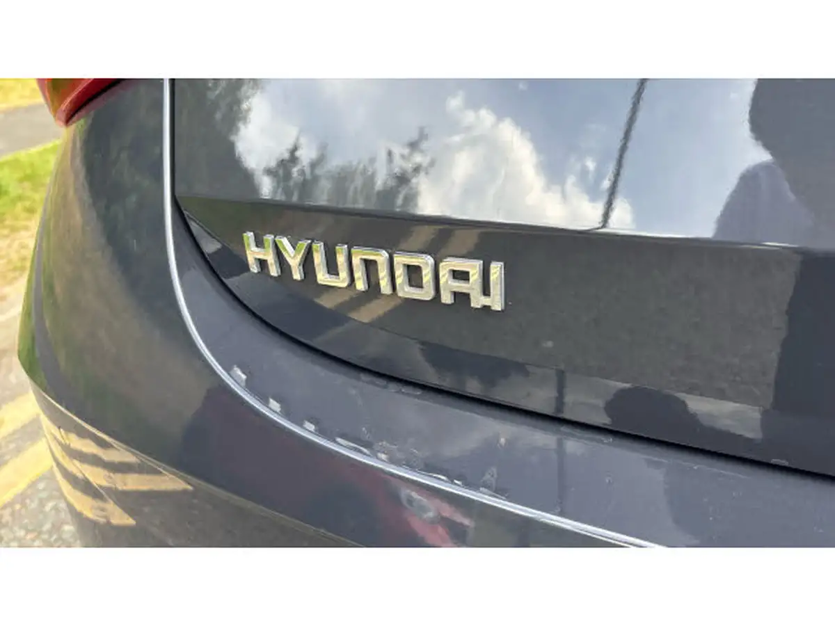 2021-hyundai-i20-10-t-gdi-element-big-40