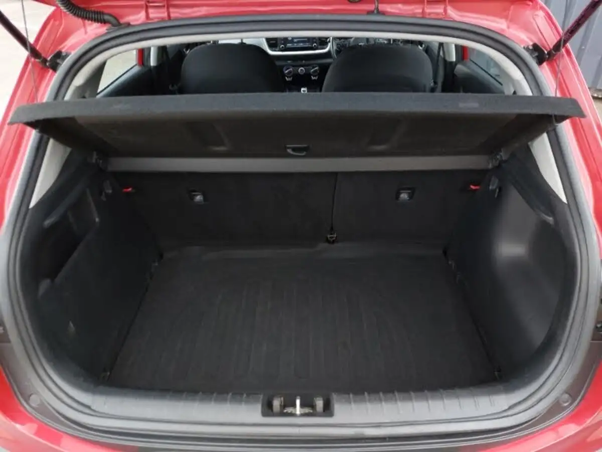 2018-kia-stonic-10-t-gdi-2-big-7