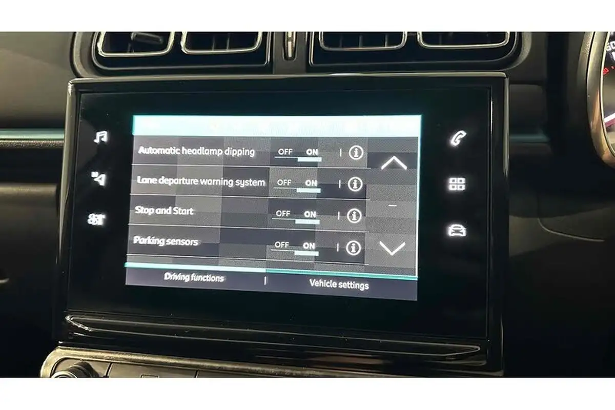 2021-citroen-c3-12-puretech-shine-plus-83ps-big-39