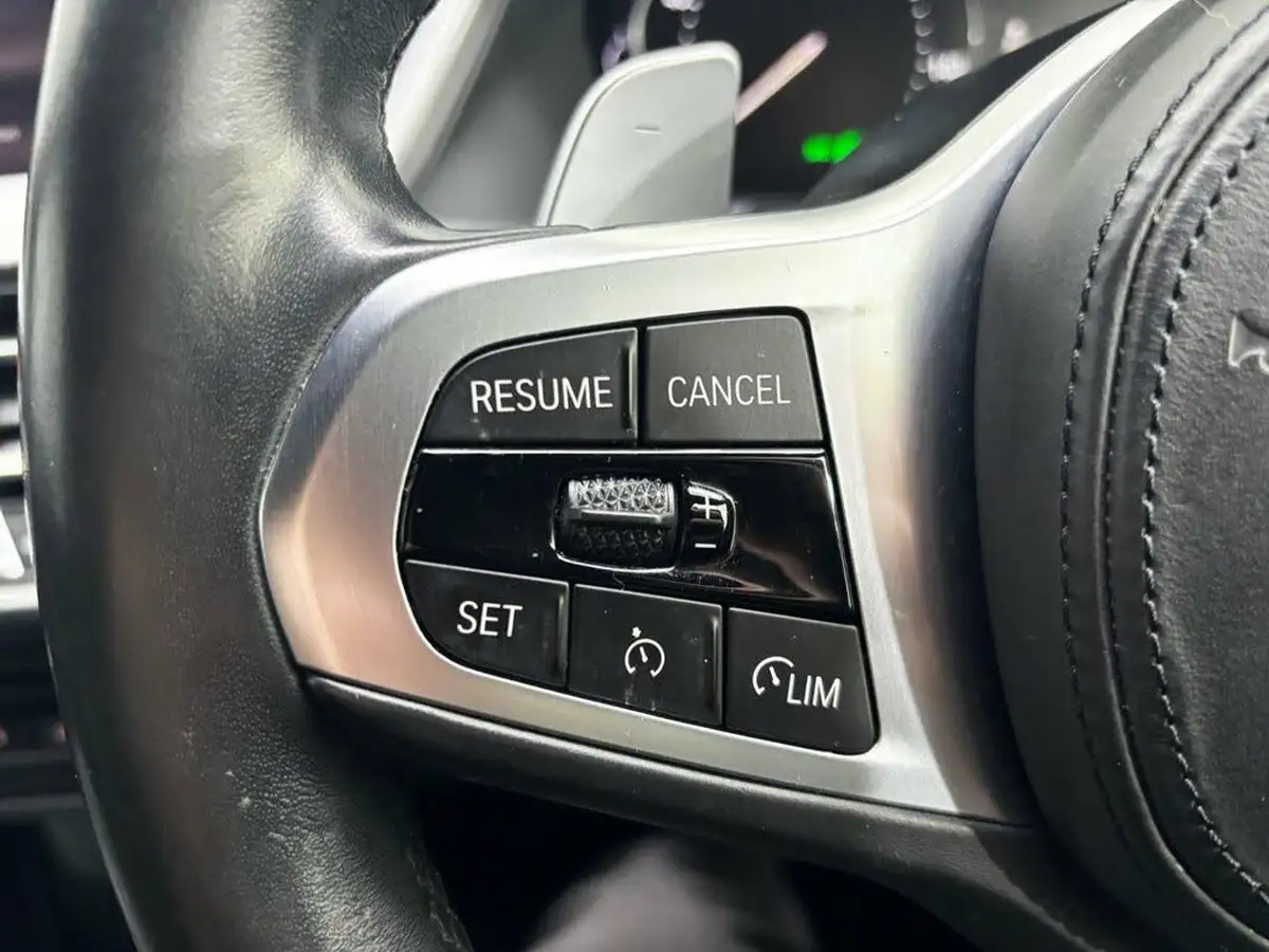 2020-bmw-1-series-20td-118d-sport-auto-big-23