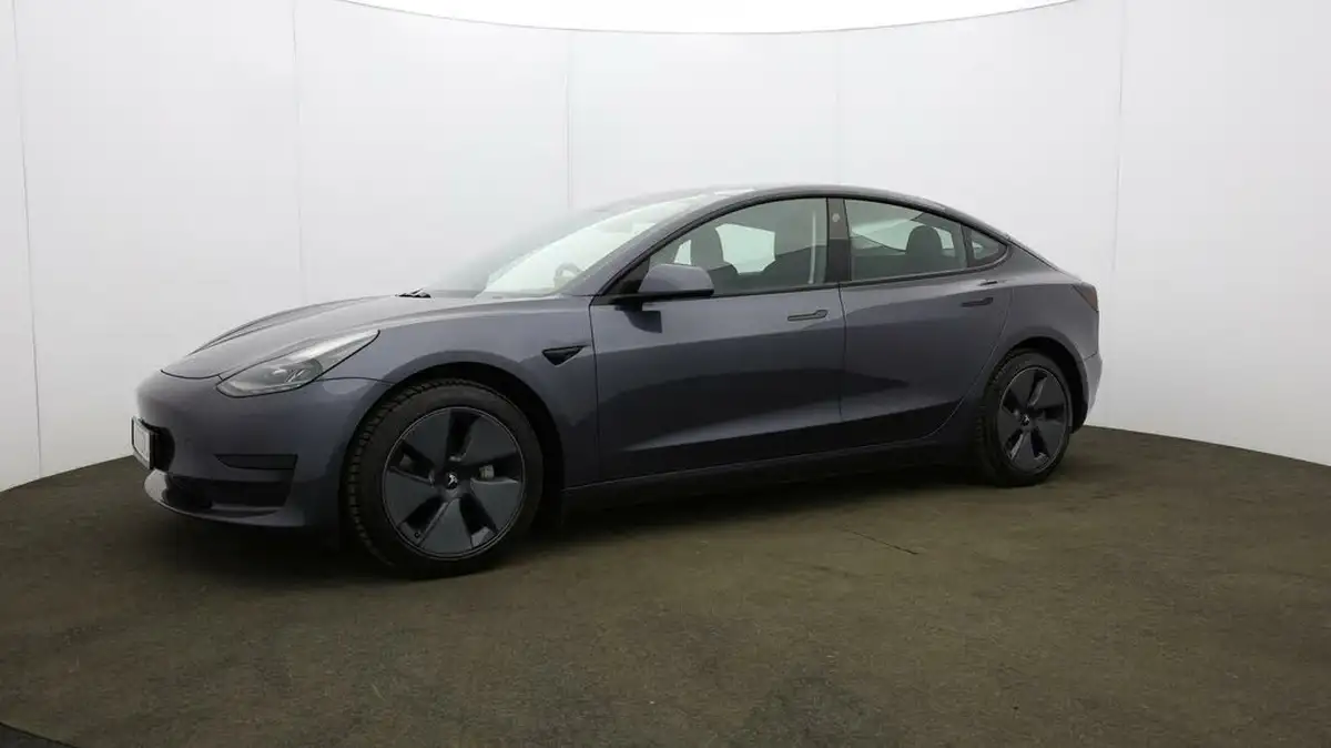 2021-tesla-model-3-e-standard-plus-big-33