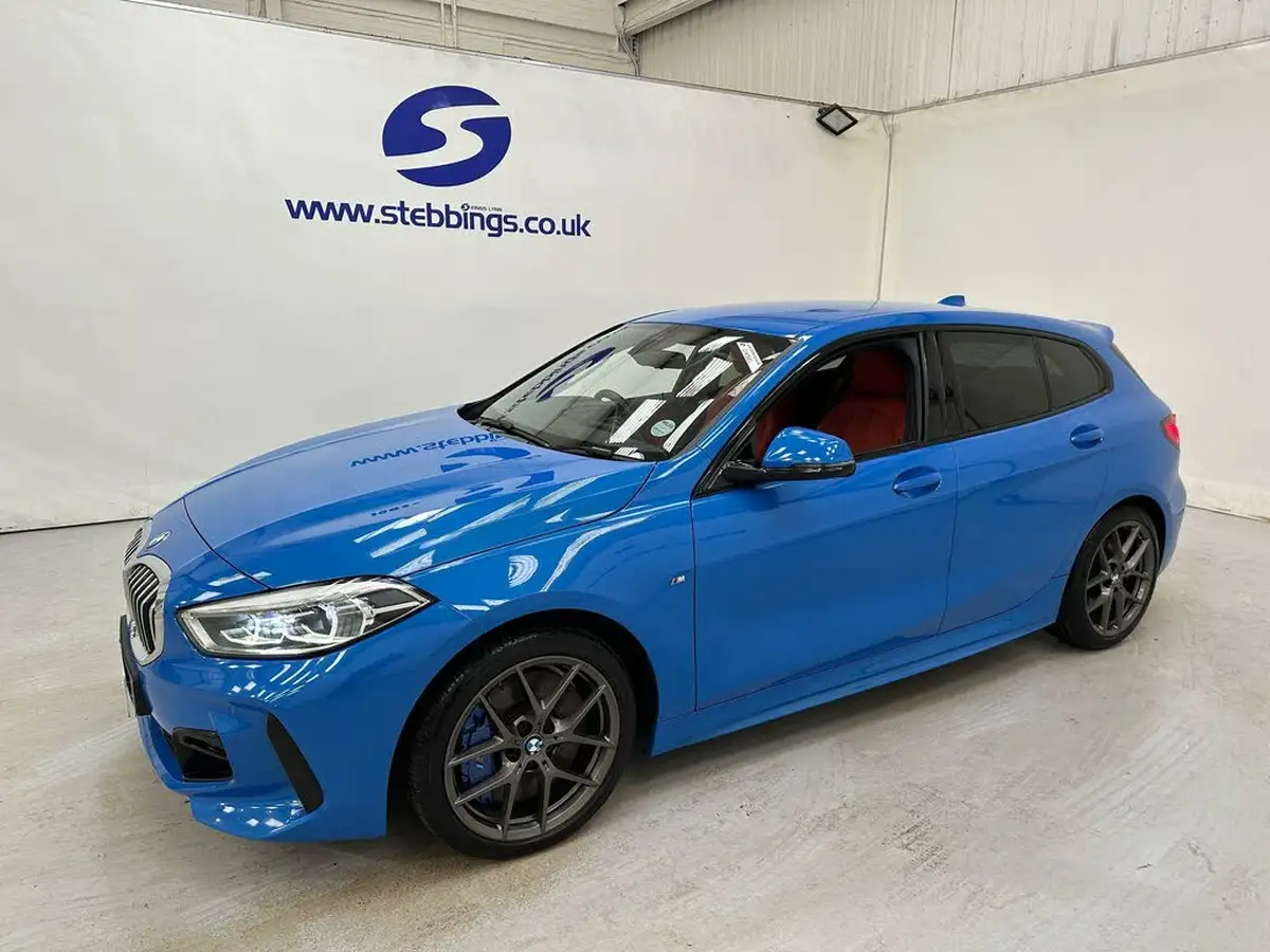 2020-bmw-1-series-20td-118d-sport-auto-big-2