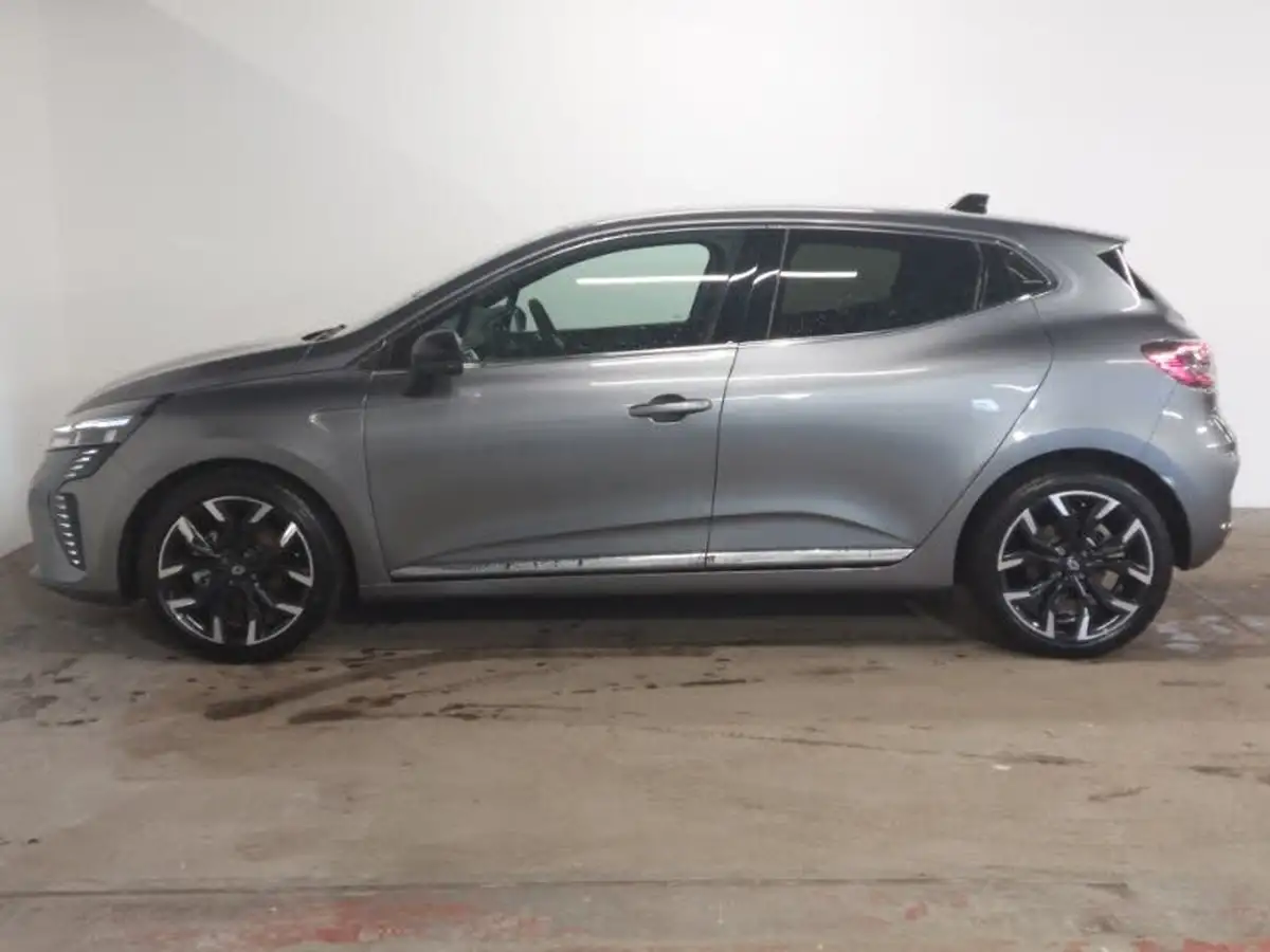 2024-renault-clio-16-techno-big-3