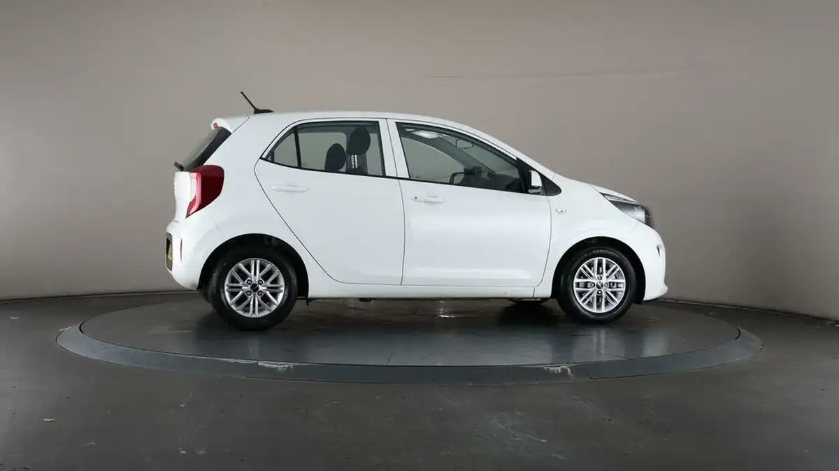 2022-kia-picanto-10-2-big-59