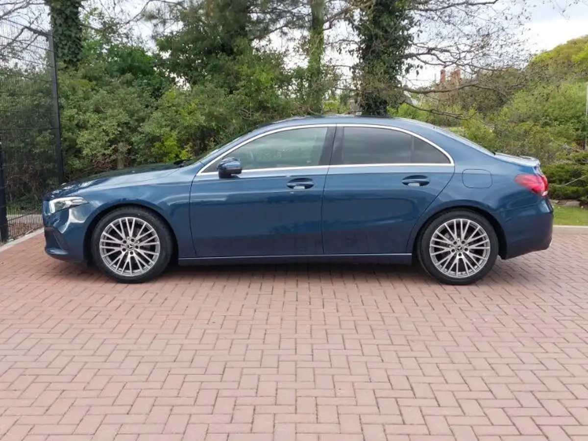 2021-mercedes-benz-a-class-13-a200-sport-executive-edition-saloon-4d-7g-dct-big-3