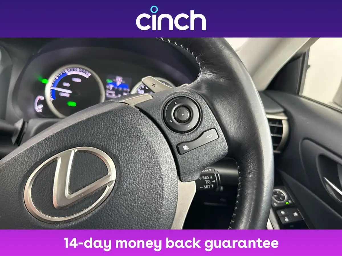 2016-lexus-is-300h-25-advance-big-28