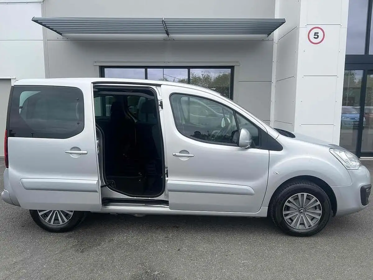 2018-peugeot-partner-big-13