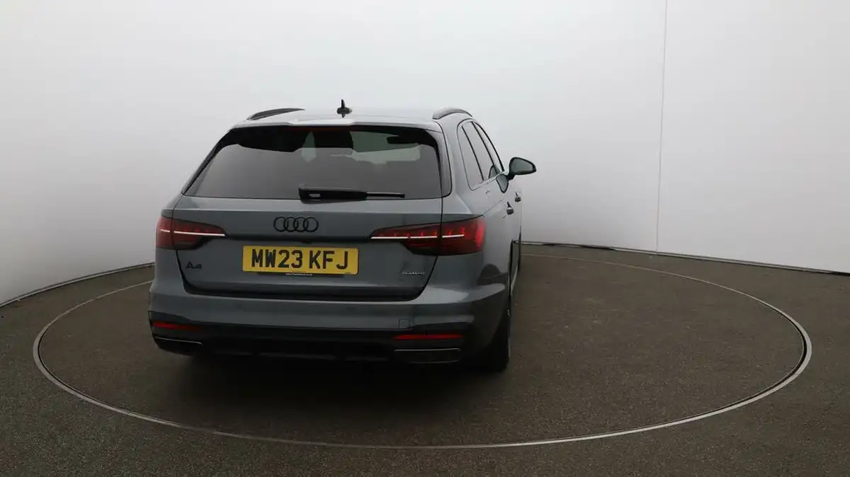 2023-audi-a4-avant-20-40-tdi-black-edition-big-6