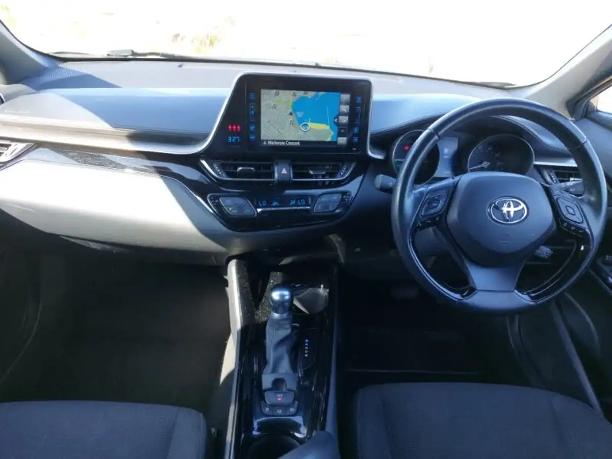 2019-toyota-c-hr-18-vvt-i-dynamic-big-2