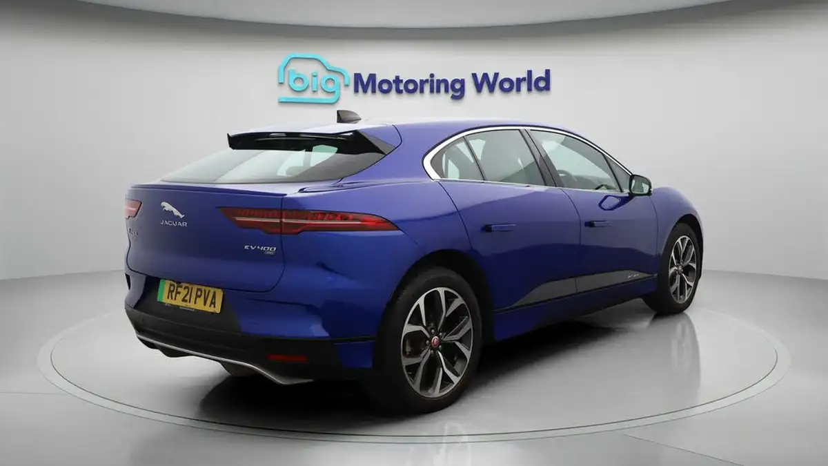 2021-jaguar-i-pace-ev400-hse-big-7