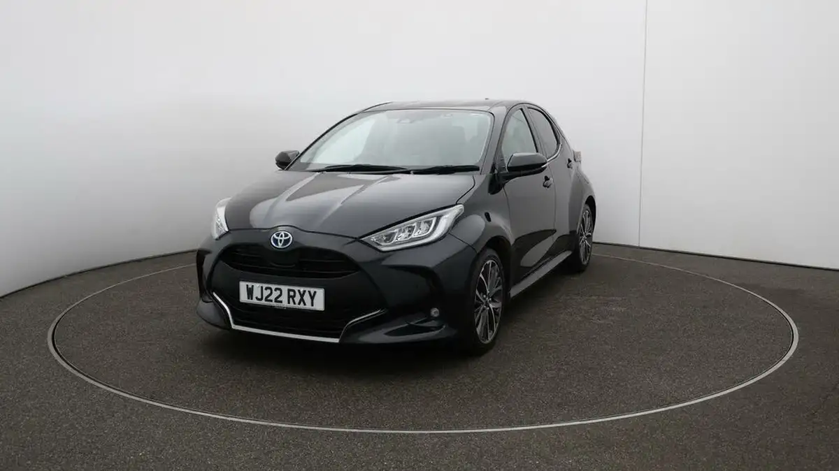 2022-toyota-yaris-15-vvt-i-excel-big-36