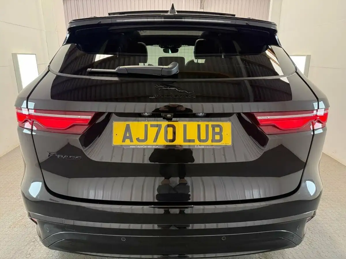 2021-jaguar-f-pace-20-d200-r-dynamic-se-mhev-big-5