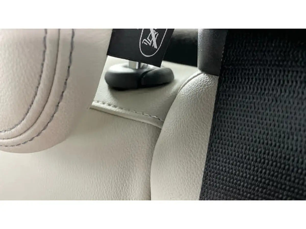 2022-mini-cooper-20-cooper-s-exclusive-hatchback-5d-auto-big-36