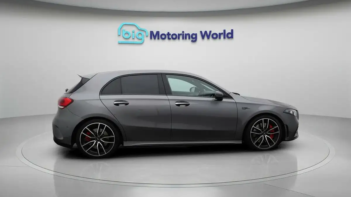 2020-mercedes-benz-a-class-20-a35-amg-premium-hatchback-5d-big-8