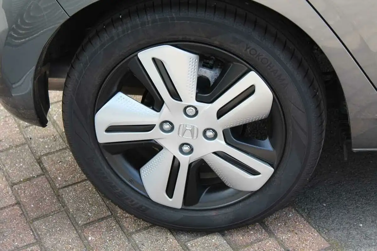 2021-honda-jazz-15-i-mmd-ex-107ps-big-14