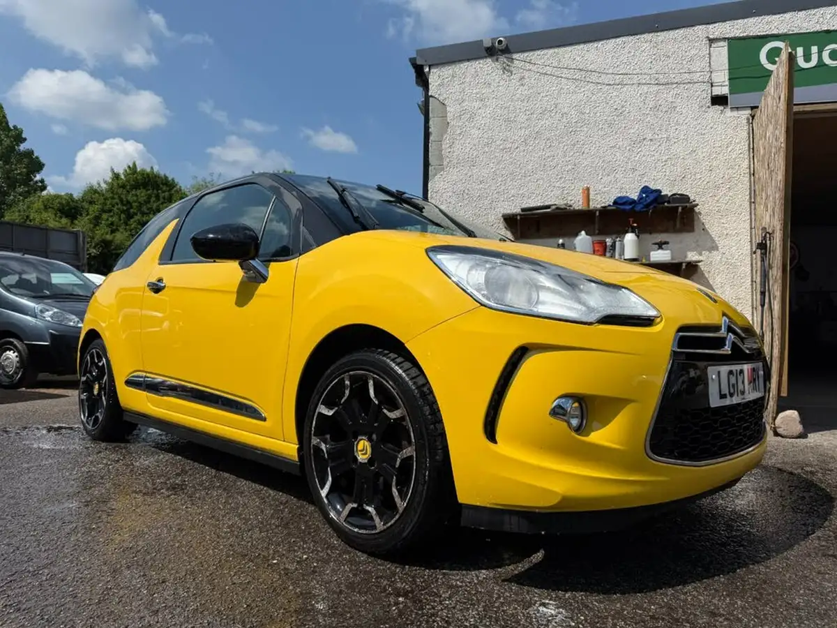 2013-citroen-ds3-16-dstyle-plus-vti-big-3