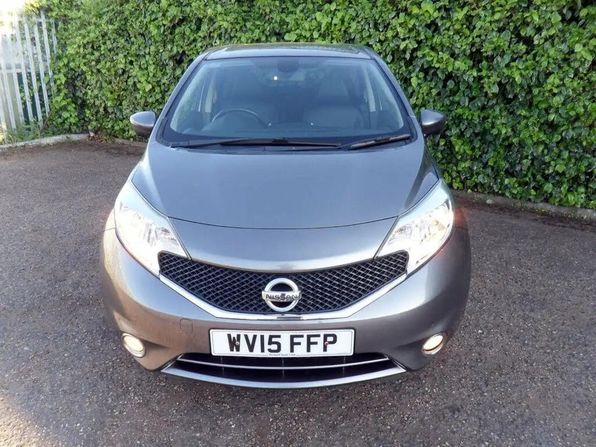 2015-nissan-note-12-tekna-big-74