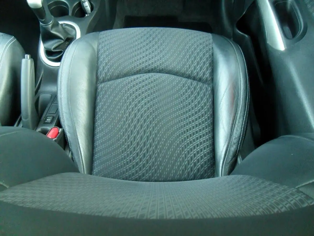 2015-nissan-note-12-tekna-big-50