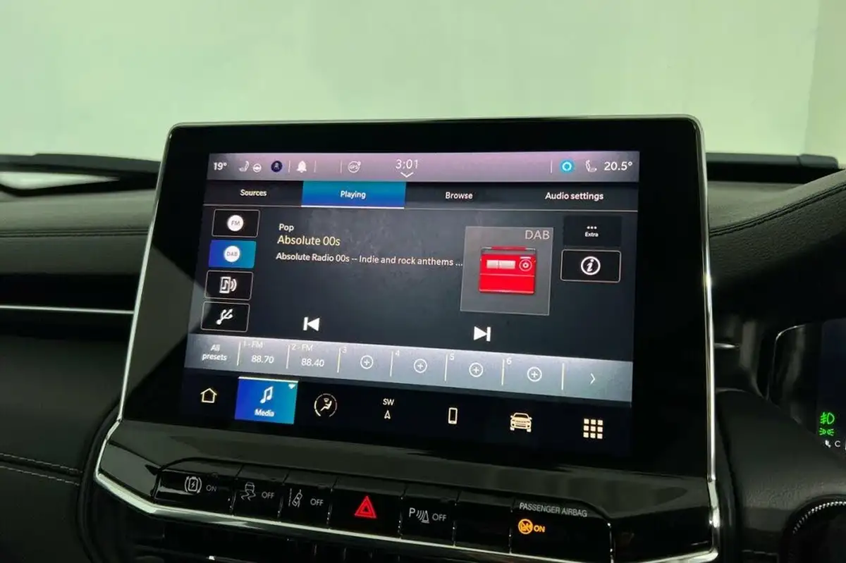 2023-jeep-compass-13-gse-s-big-32