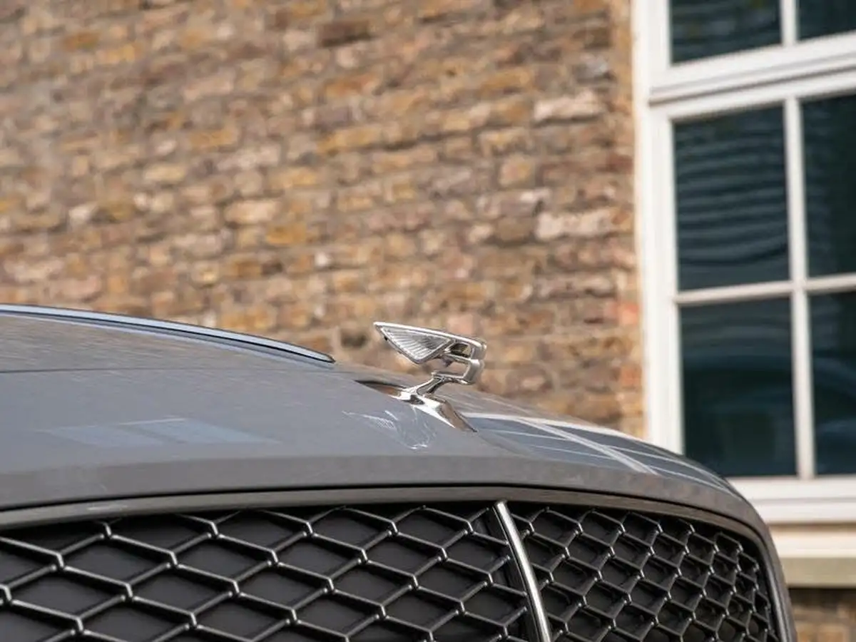 2024-bentley-flying-spur-big-56
