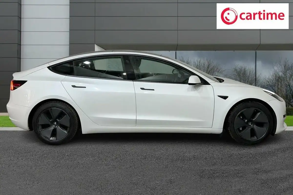 2020-tesla-model-3-e-standard-plus-big-1
