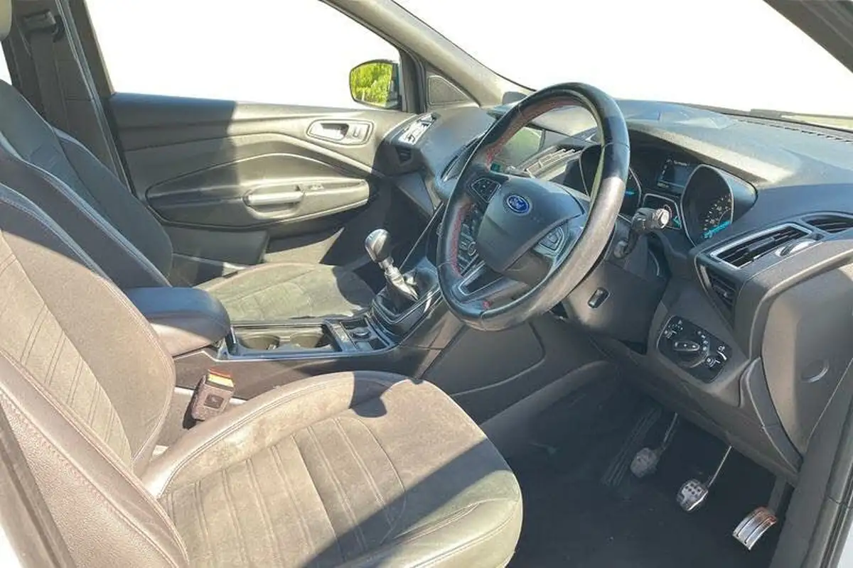 2018-ford-kuga-20tdci-st-line-150ps-big-8