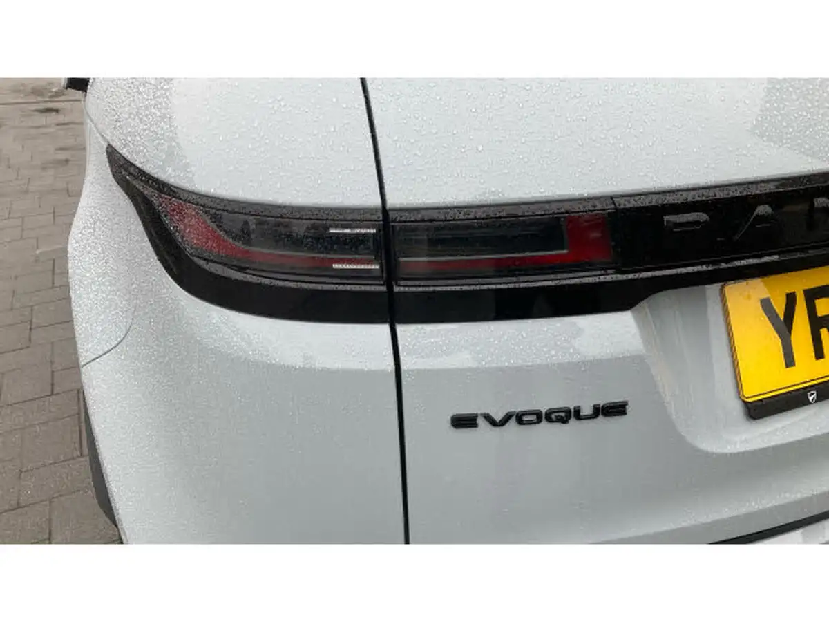 2024-land-rover-range-rover-evoque-20-d200-dynamic-se-big-18