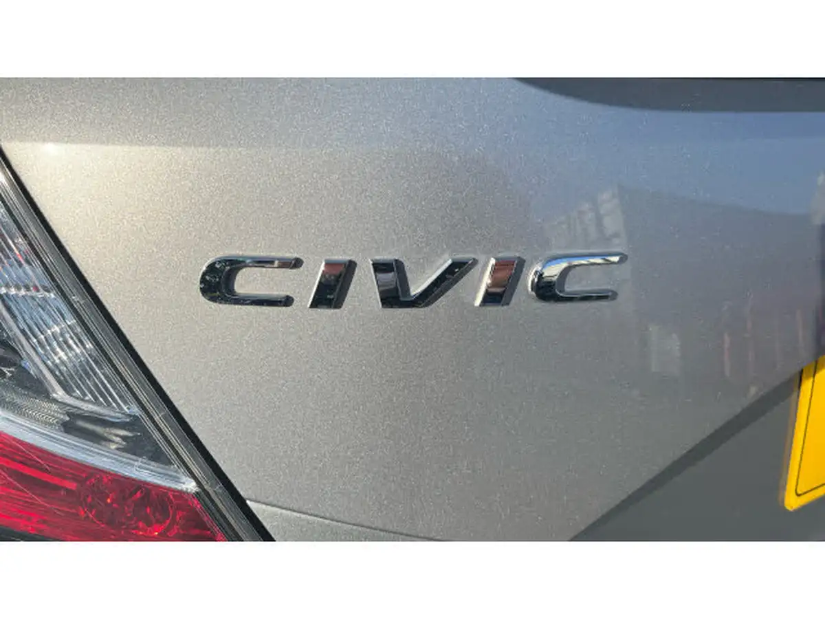 2021-honda-civic-10-vtec-turbo-sr-hatchback-5d-big-30