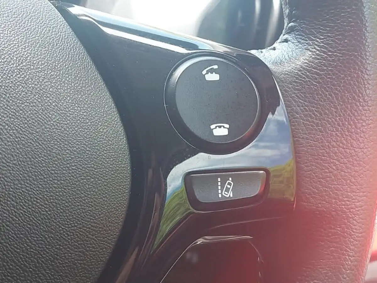 2021-toyota-aygo-10-vvt-i-x-play-tss-big-18