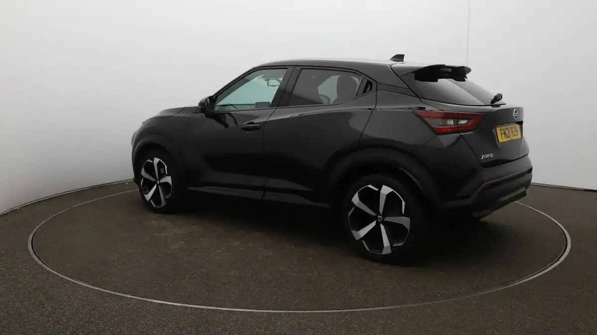 2021-nissan-juke-10-dig-t-tekna-117ps-dct-big-33
