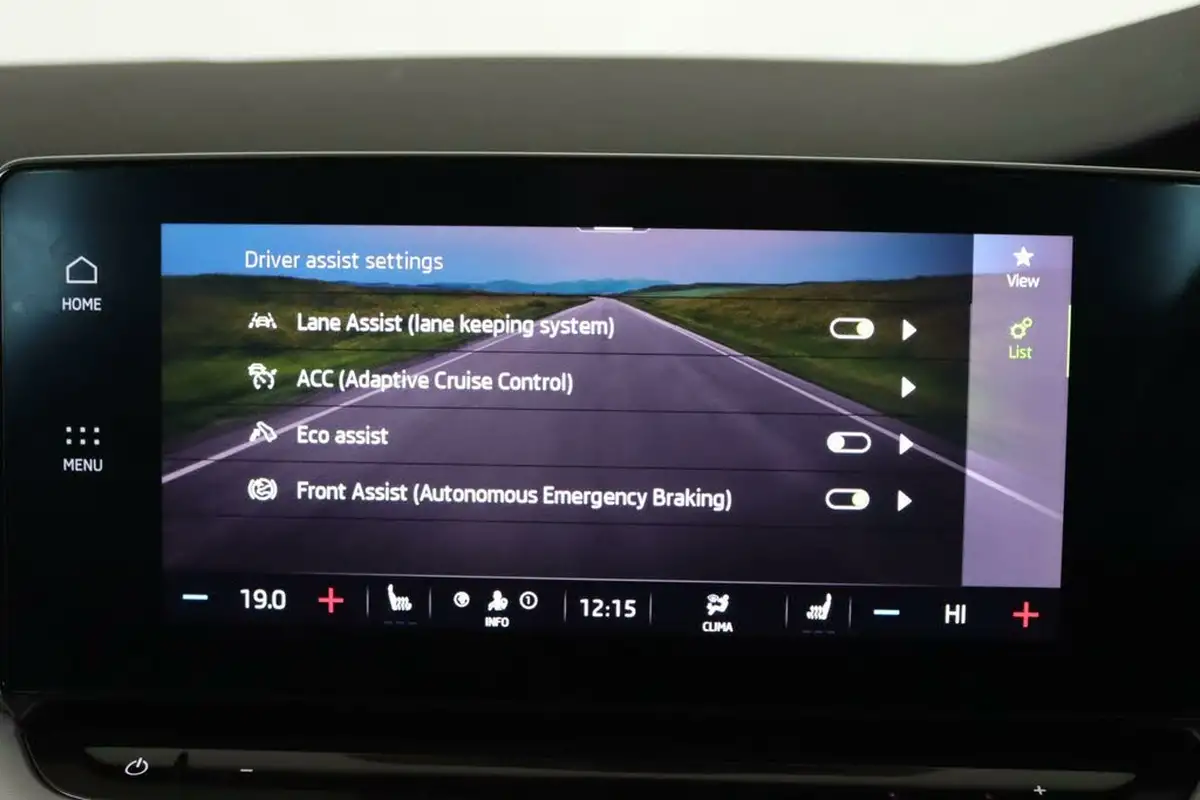 2021-skoda-octavia-15-tsi-se-l-hatchback-big-35