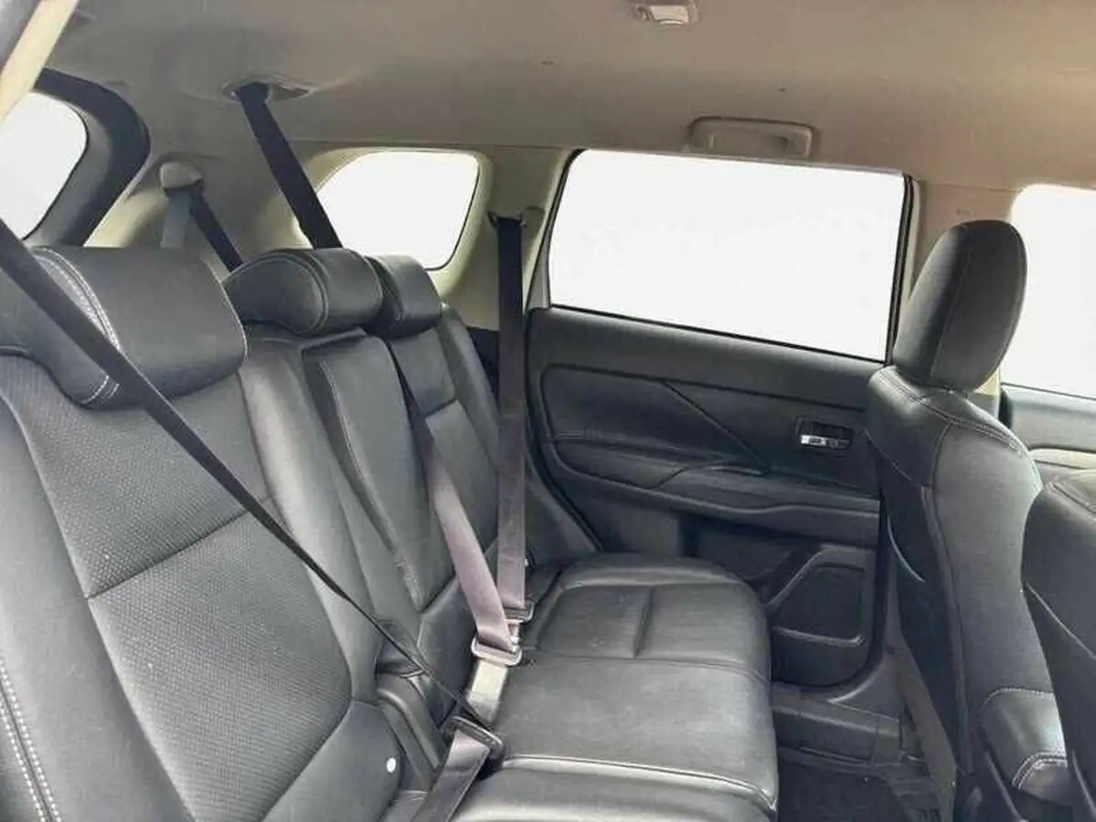 2018-mitsubishi-outlander-22di-d-3-auto-big-5