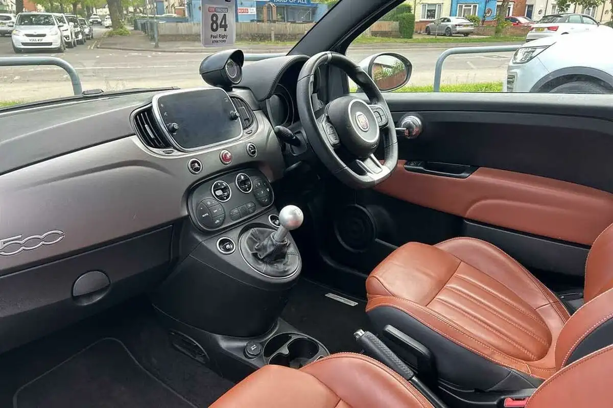 2019-abarth-595c-14-tjet-turismo-big-1