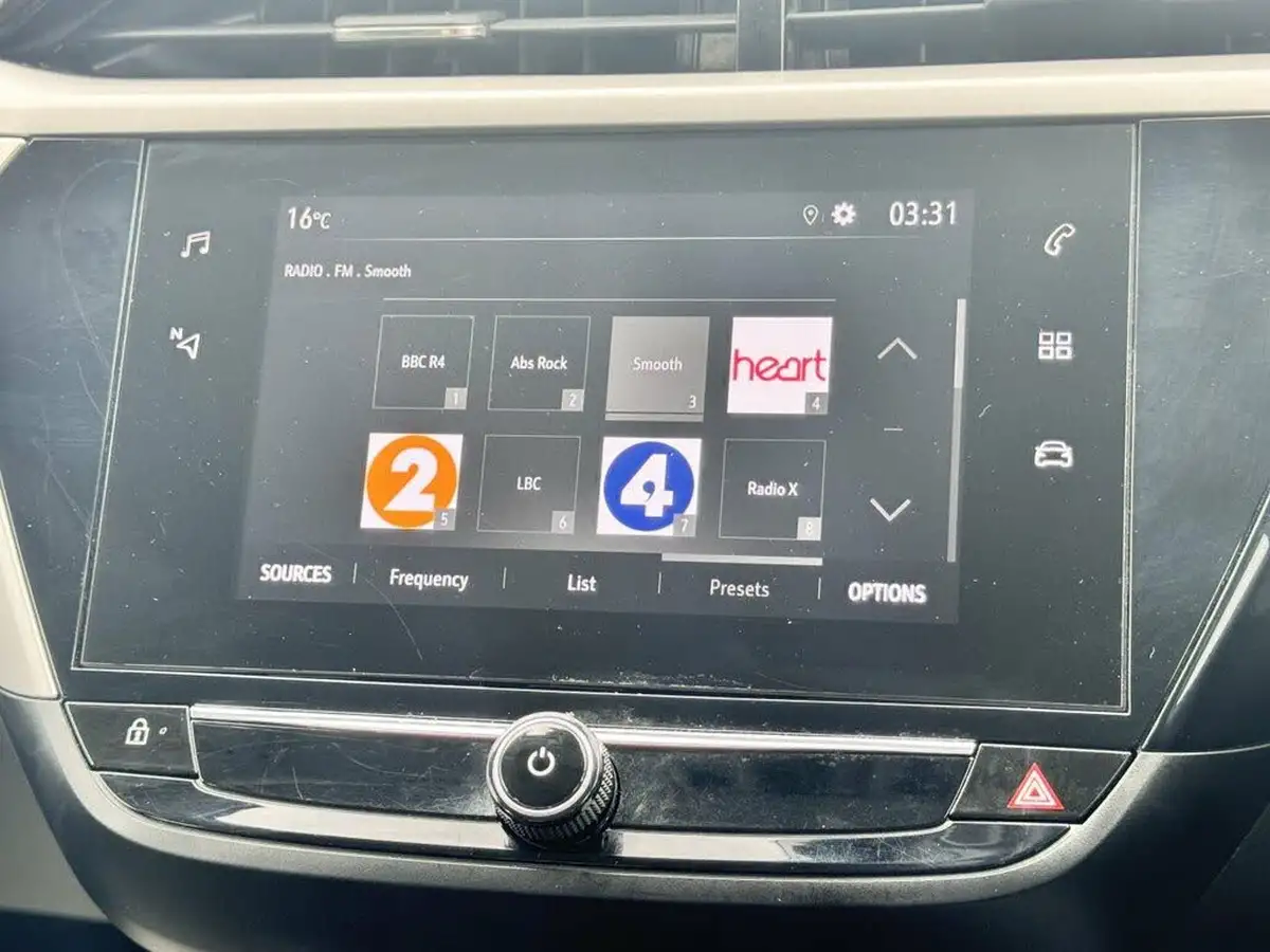 2021-vauxhall-corsa-12i-se-big-27