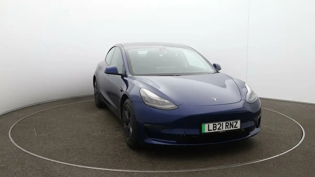 2021-tesla-model-3-e-long-range-4x4-big-42