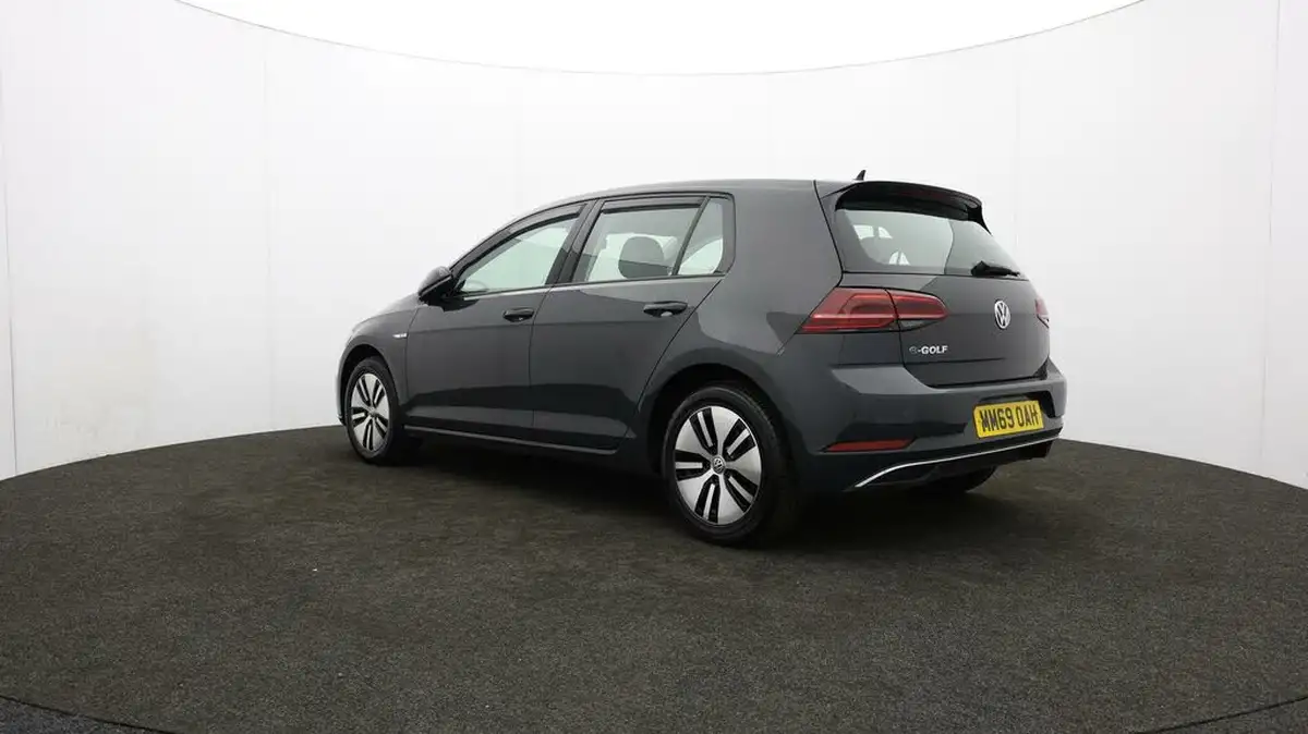 2020-volkswagen-golf-e-e-golf-big-77