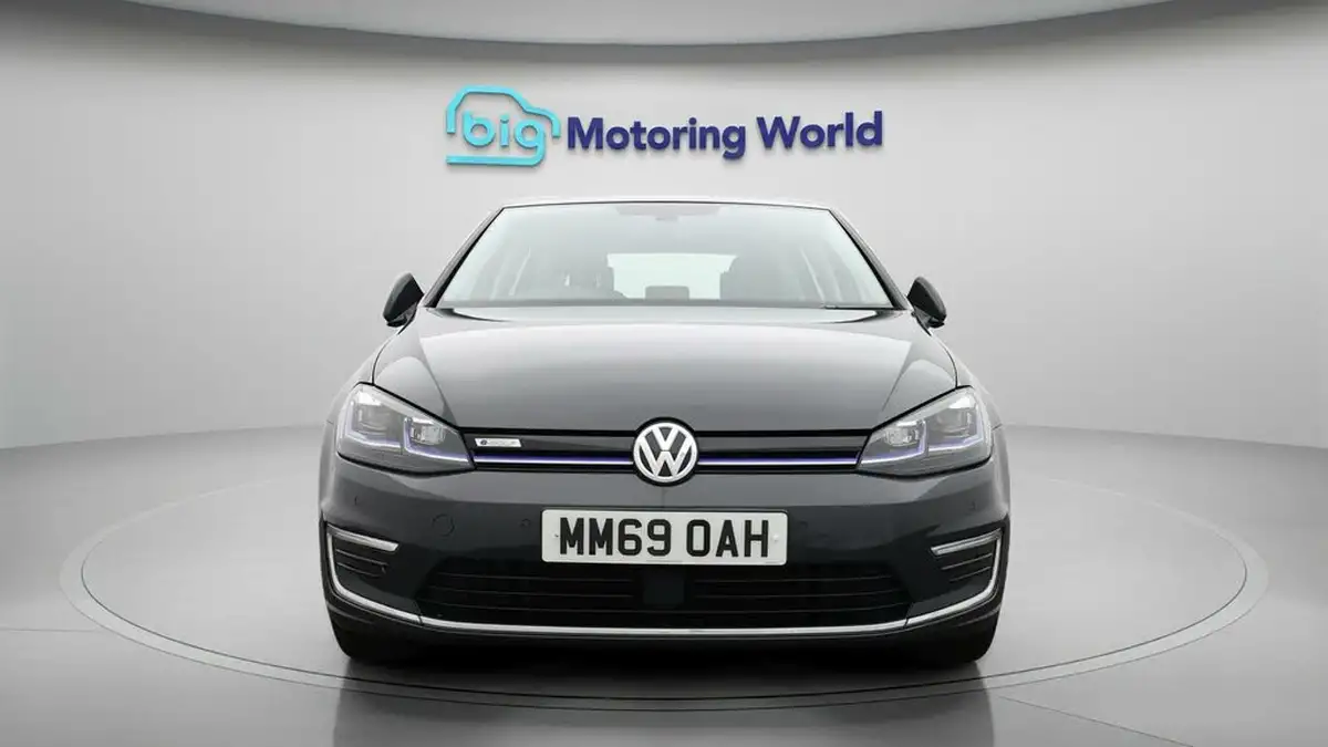 2020-volkswagen-golf-e-e-golf-big-1