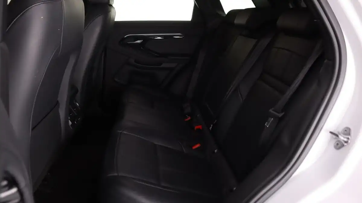 2021-land-rover-range-rover-evoque-15-p300e-r-dynamic-se-big-15
