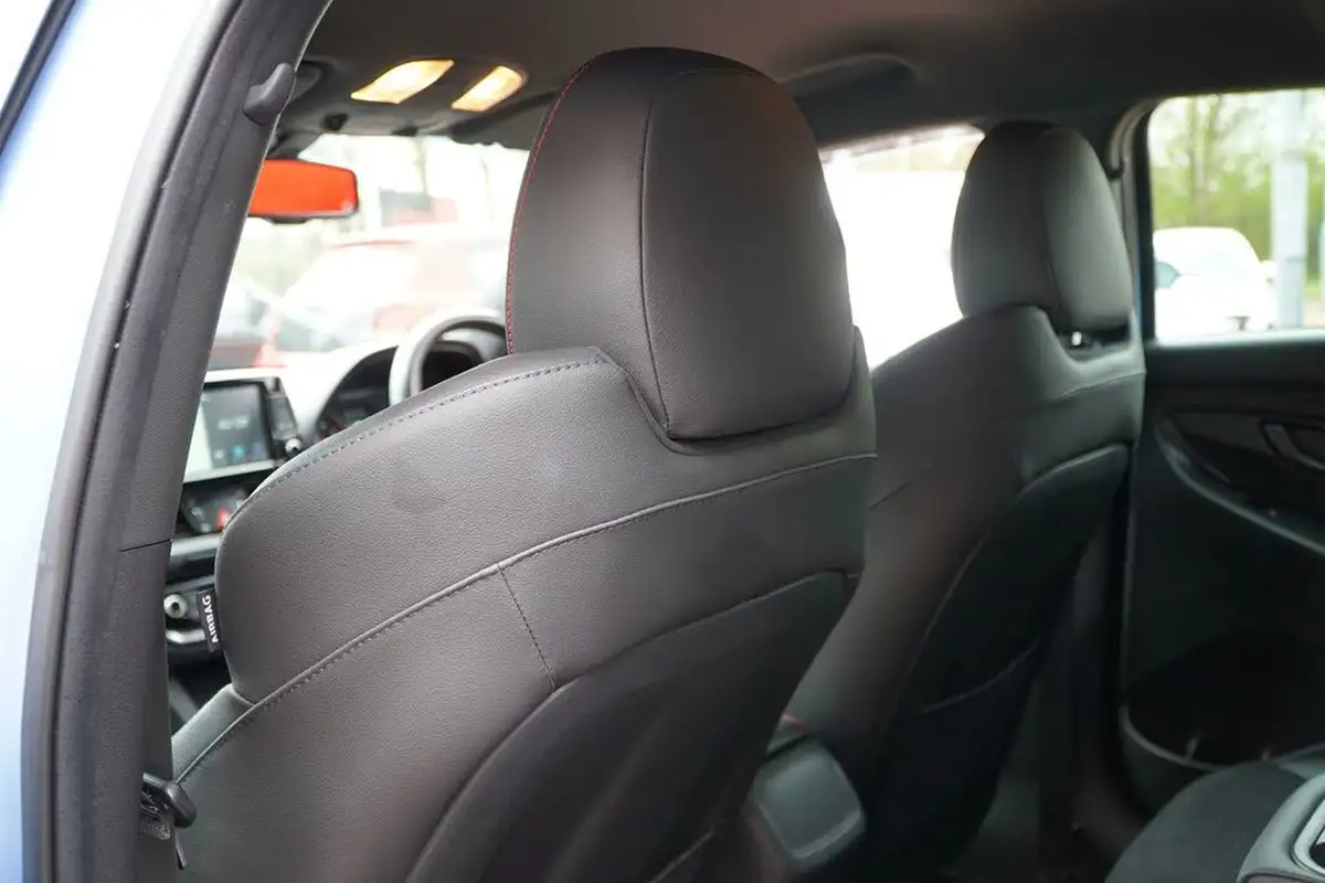 2020-hyundai-i30-n-20-t-gdi-n-performance-fastback-big-53