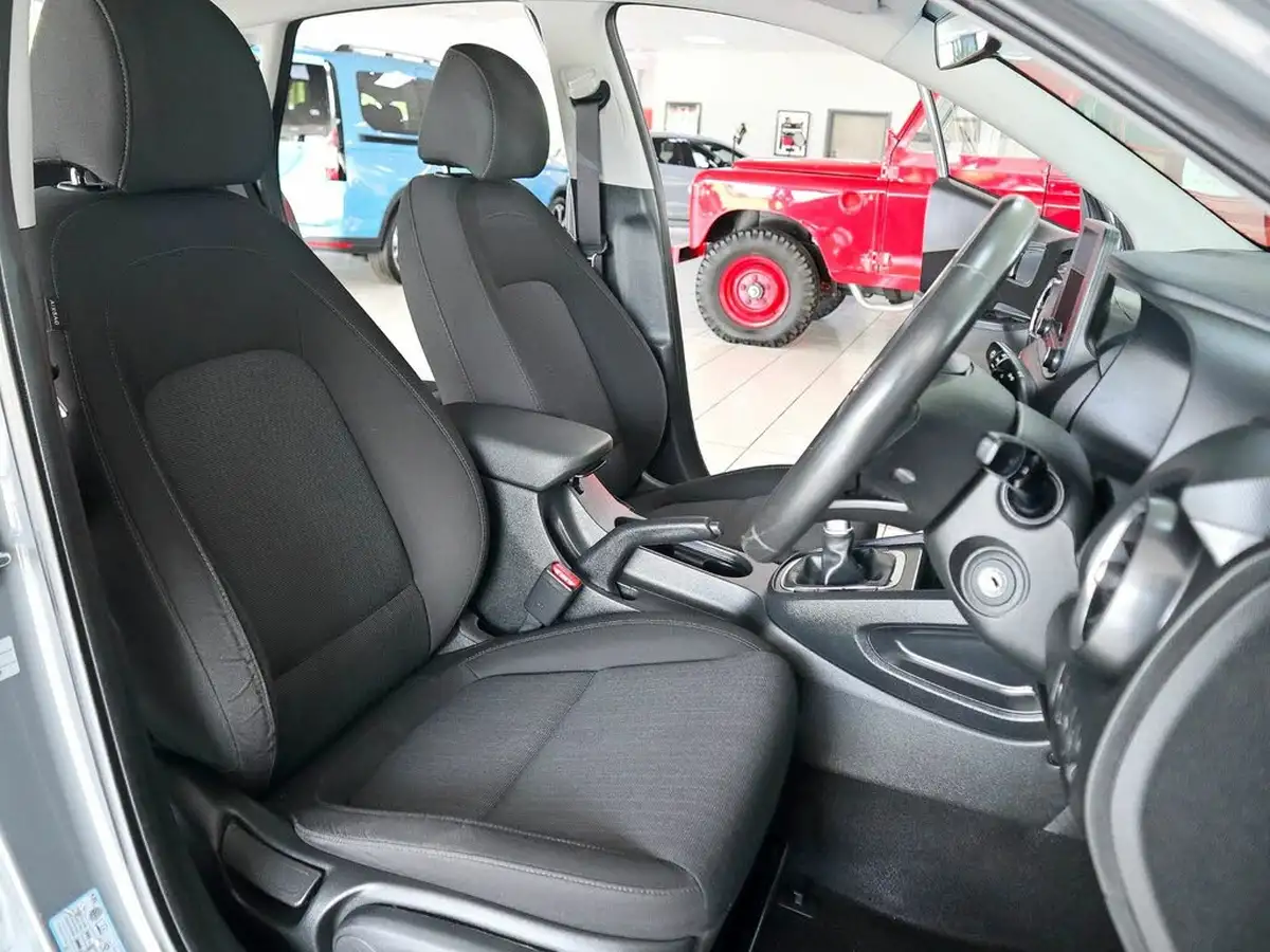 2022-hyundai-kona-10-t-gdi-se-connect-big-17