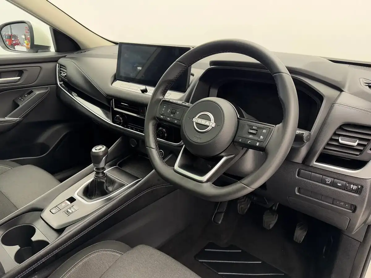 2024-nissan-qashqai-13-dig-t-n-connecta-140ps-big-19