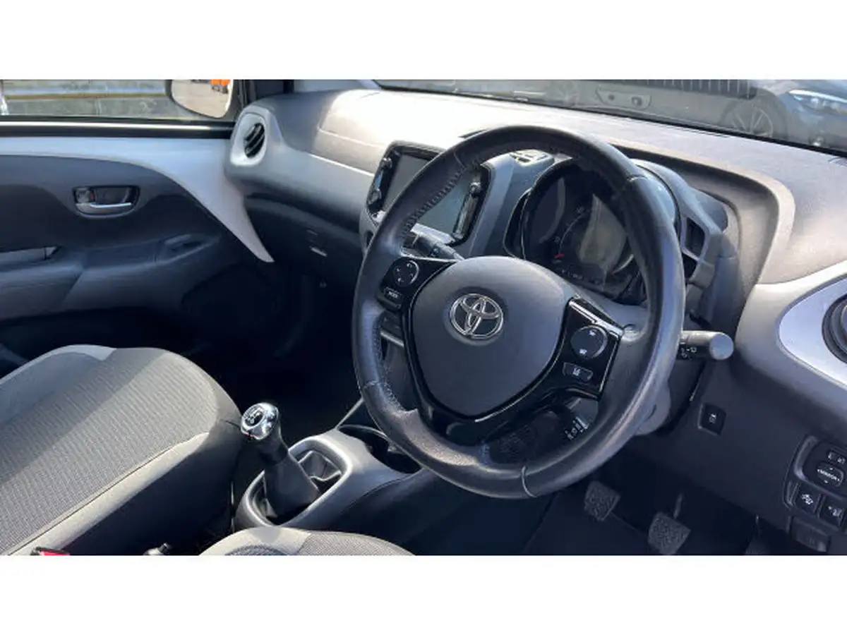 2020-toyota-aygo-10-vvt-i-x-trend-tss-big-10