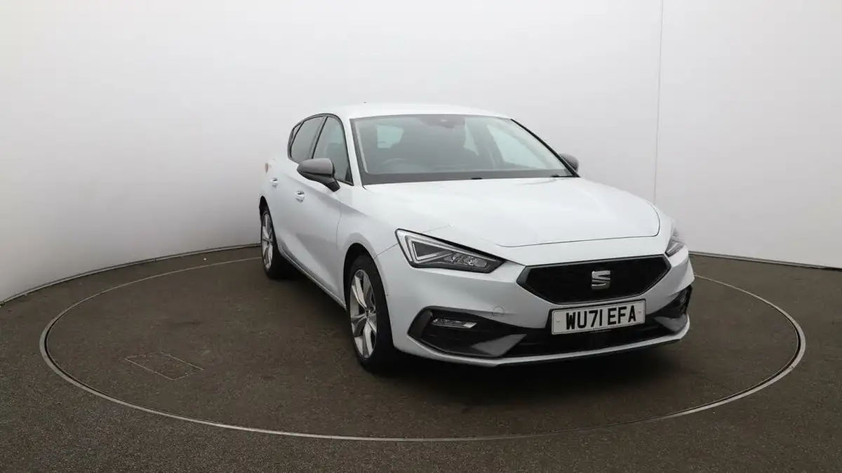 2021-seat-leon-14-e-hybrid-fr-hatchback-big-41