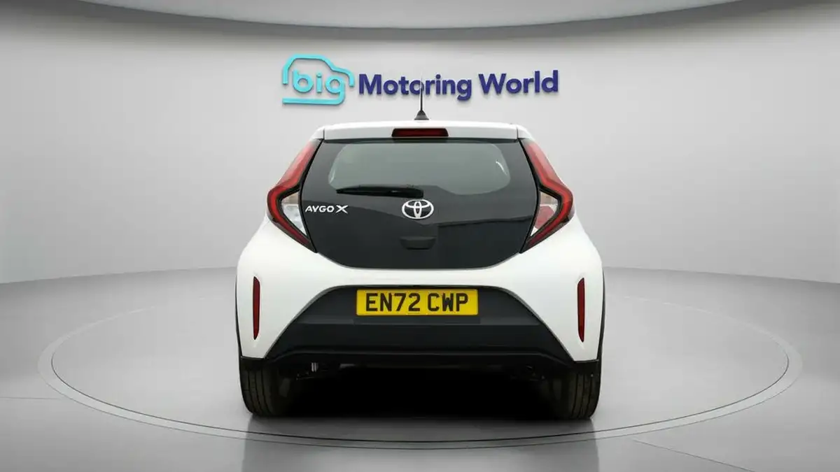 2023-toyota-aygo-x-10-vvt-i-pure-cvt-big-5
