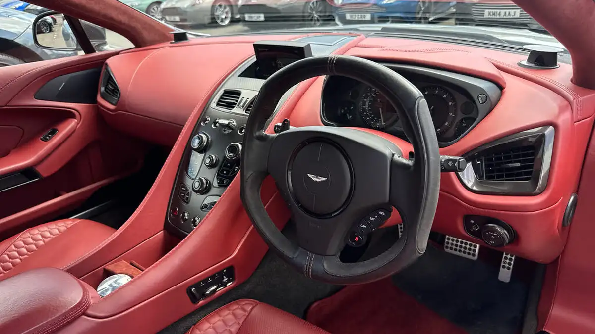 2012-aston-martin-vanquish-59-big-2